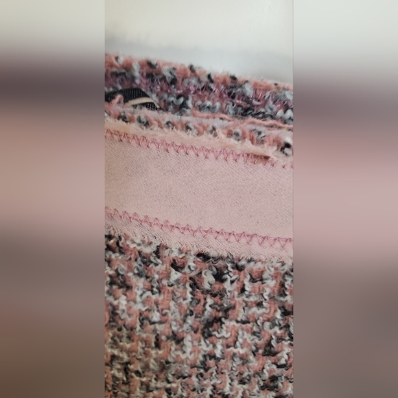 TRUE MEANING-size 6-mini lining skirt (find the match blazer in my closet) - Picture 5 of 8